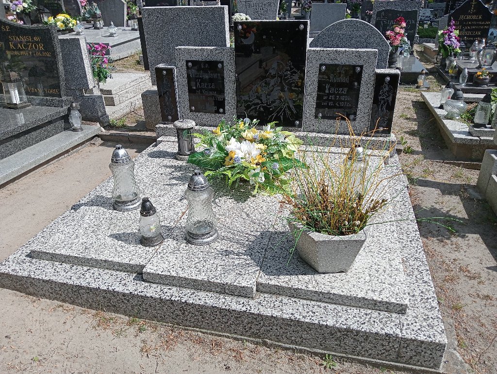 Grób Roman Kacza