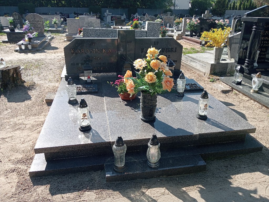 Grób Jan Karasiński