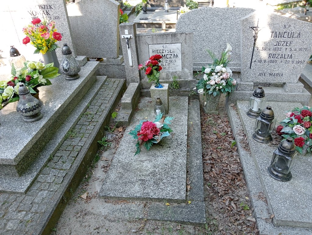 Grób Mieczysław Adamczyk