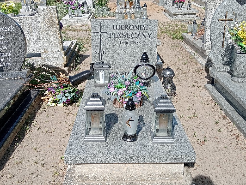 Grób Andrzej Michałowski