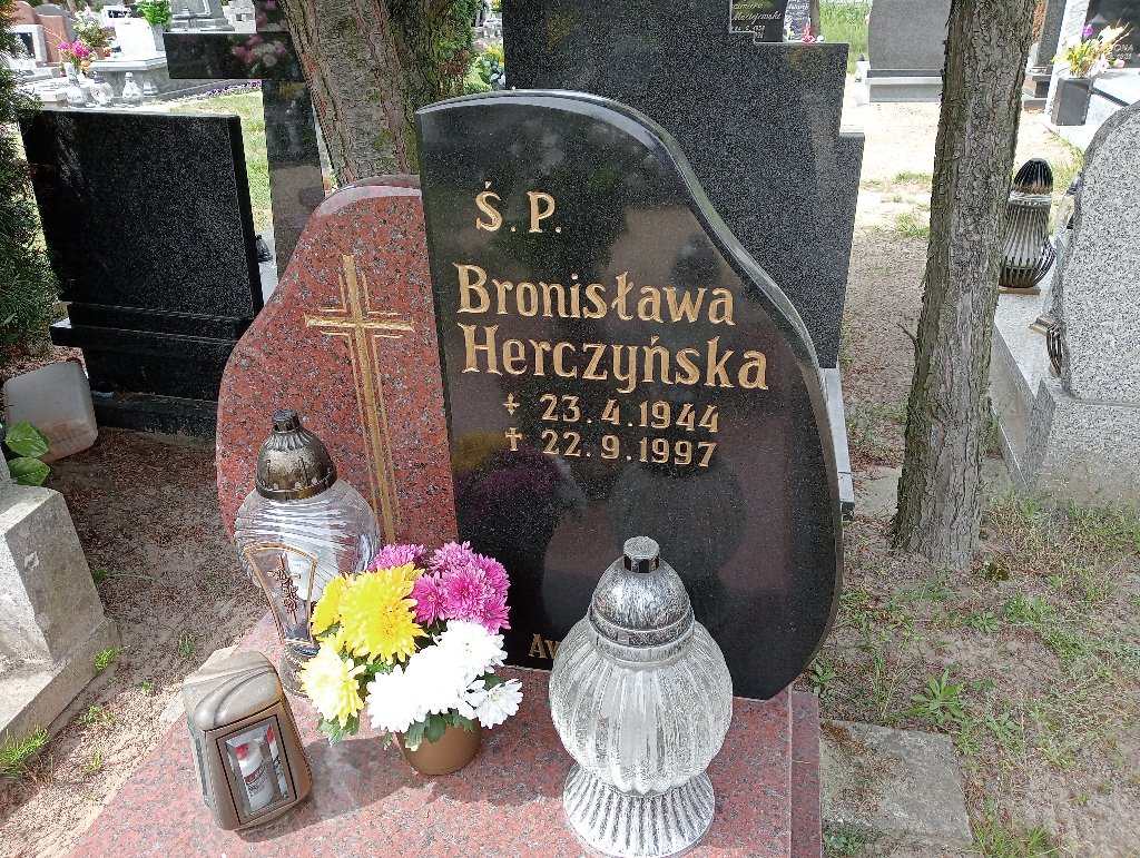 Grób Bronisława Herczyńska