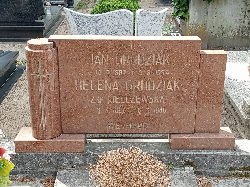 Helena Grudziak 1898 Mosina - Grobonet - Wyszukiwarka osób pochowanych