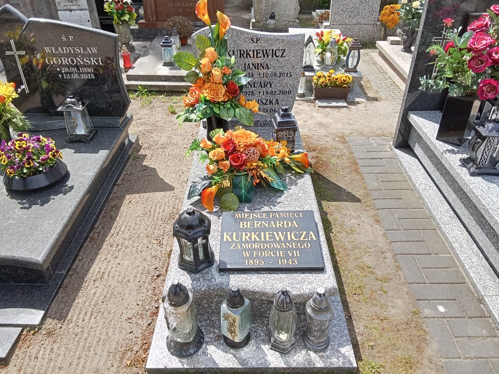 Grób Franciszka Kurkiewicz
