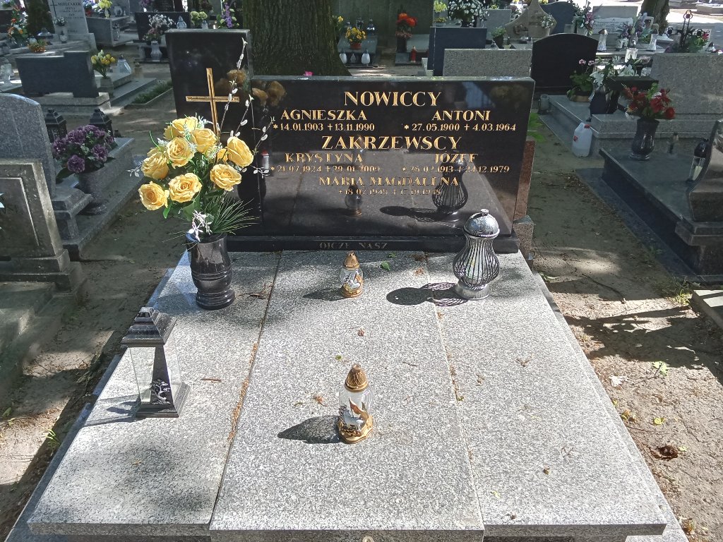 Grób Józef Zakrzewski