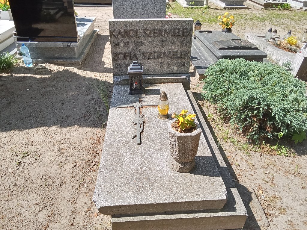 Grób Karol Szermelek