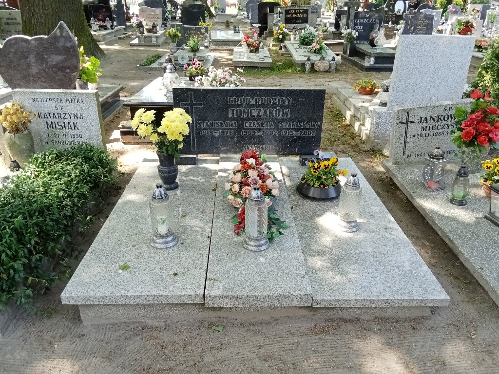 Grób Stanisław Tomczak